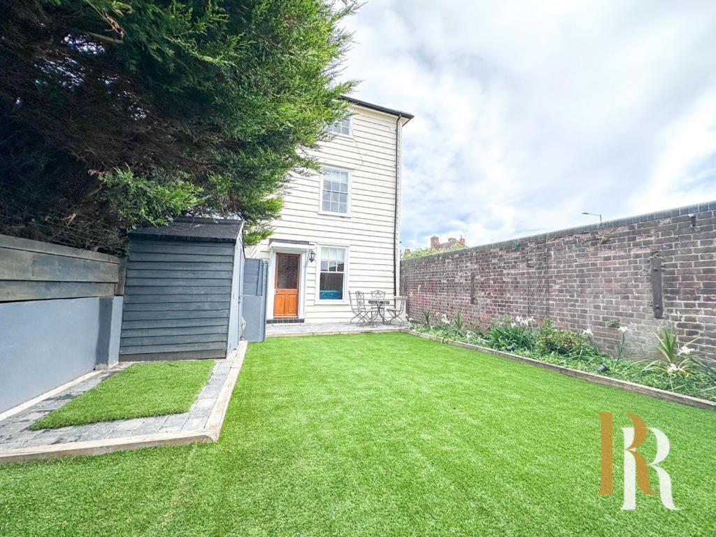 Fisherman'S Cottage - Harwich Breaks - Brand New - Long Stays Available Great Prices - Get In Touch For All Bookings - Cottage In Harwich - Beach Stay Extérieur photo