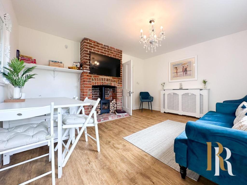 Fisherman'S Cottage - Harwich Breaks - Brand New - Long Stays Available Great Prices - Get In Touch For All Bookings - Cottage In Harwich - Beach Stay Extérieur photo