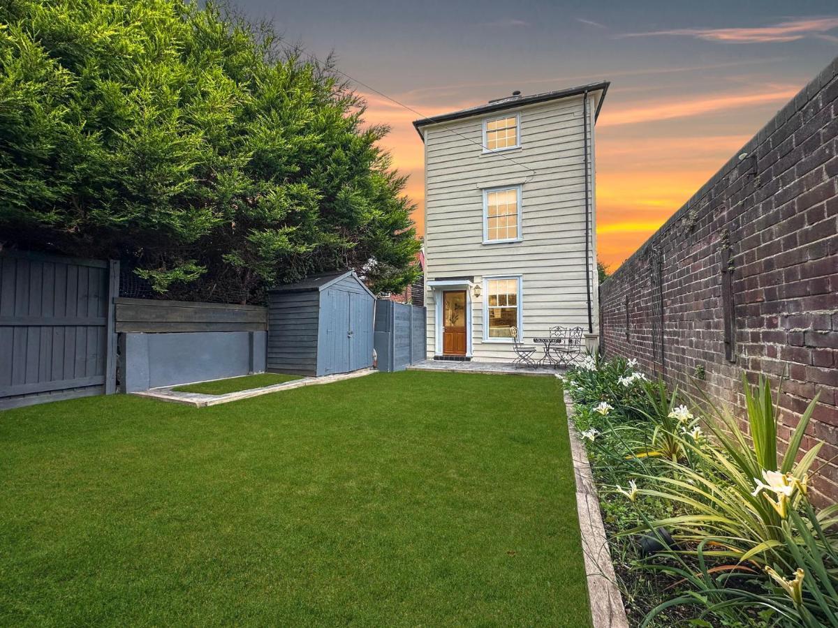 Fisherman'S Cottage - Harwich Breaks - Brand New - Long Stays Available Great Prices - Get In Touch For All Bookings - Cottage In Harwich - Beach Stay Extérieur photo